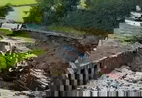 התעלה שקרסה