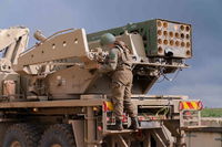 חיל התותחנים בפעולה