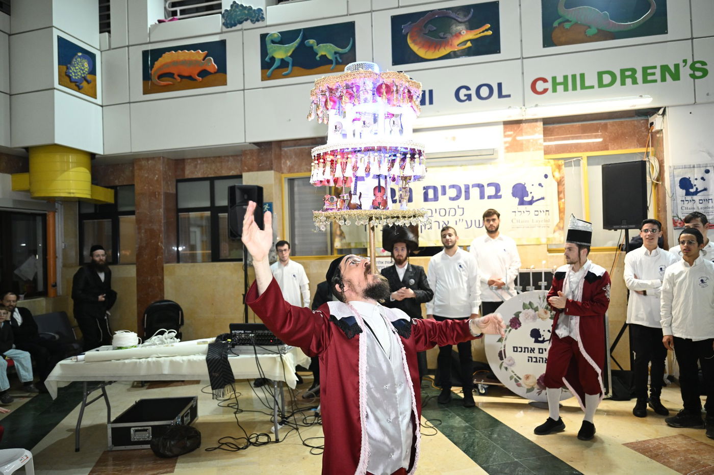 מסיבת החנוכה המרכזית שערכה עמותת 'חיים לילד'