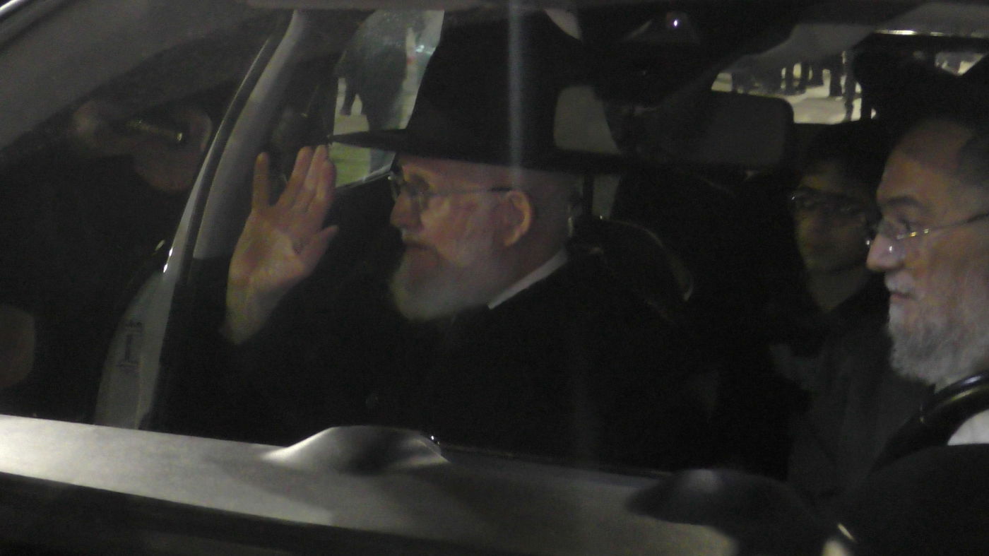 עצרת התפילה של 'כסא רחמים' מול שערי כלא 10