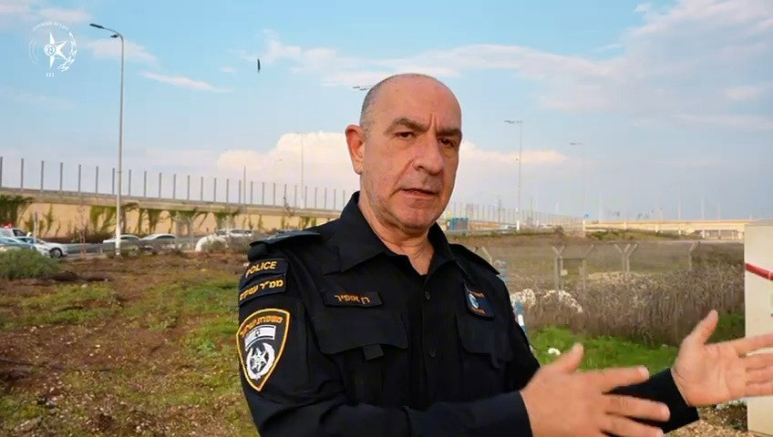 מפקד מרחב עמקים ותמונות- תת ניצב רן אופיר מסכם