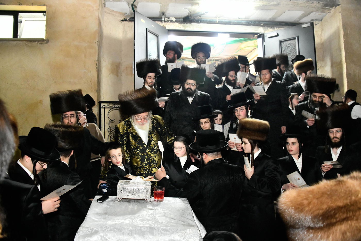 האדמו"ר מספינקא בקידוש לבנה