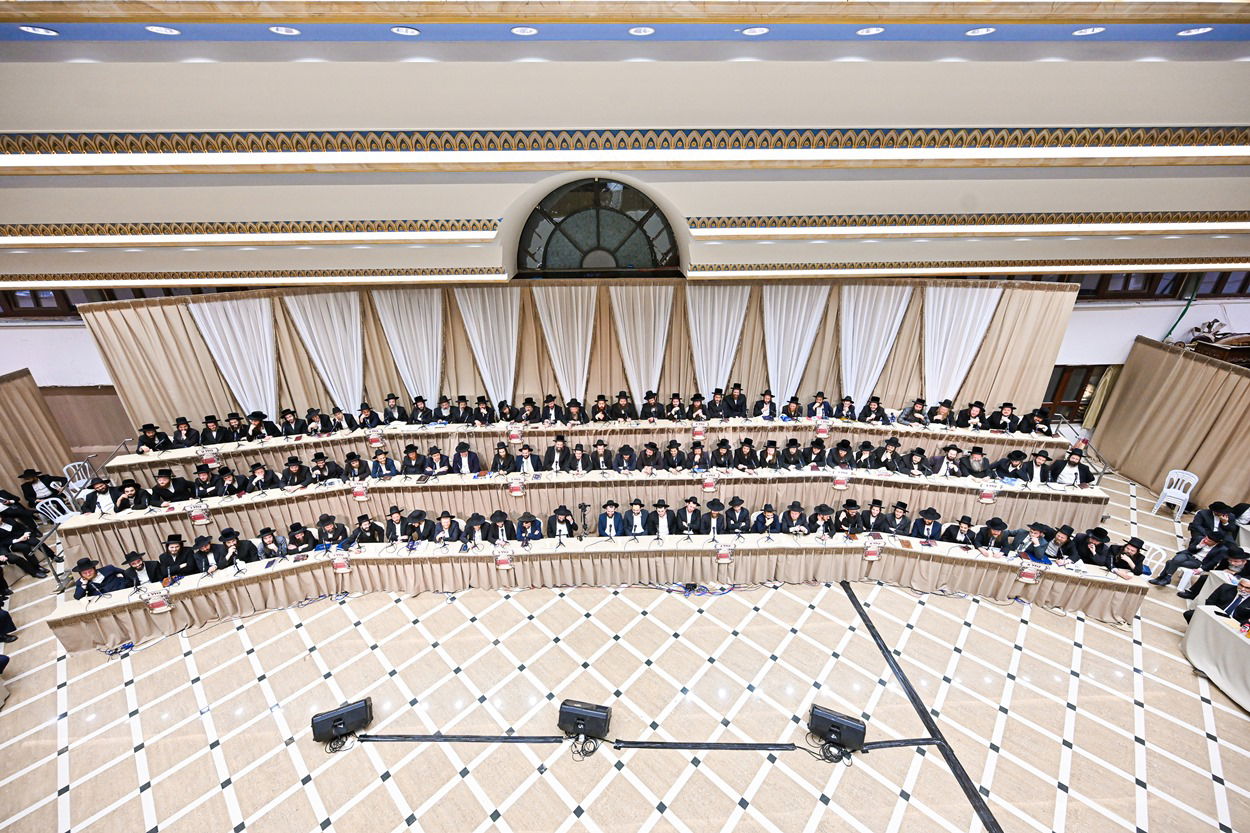 סיום כל הש"ס כולו ומבחן פומבי של 132 גאוני הש"ס אידן