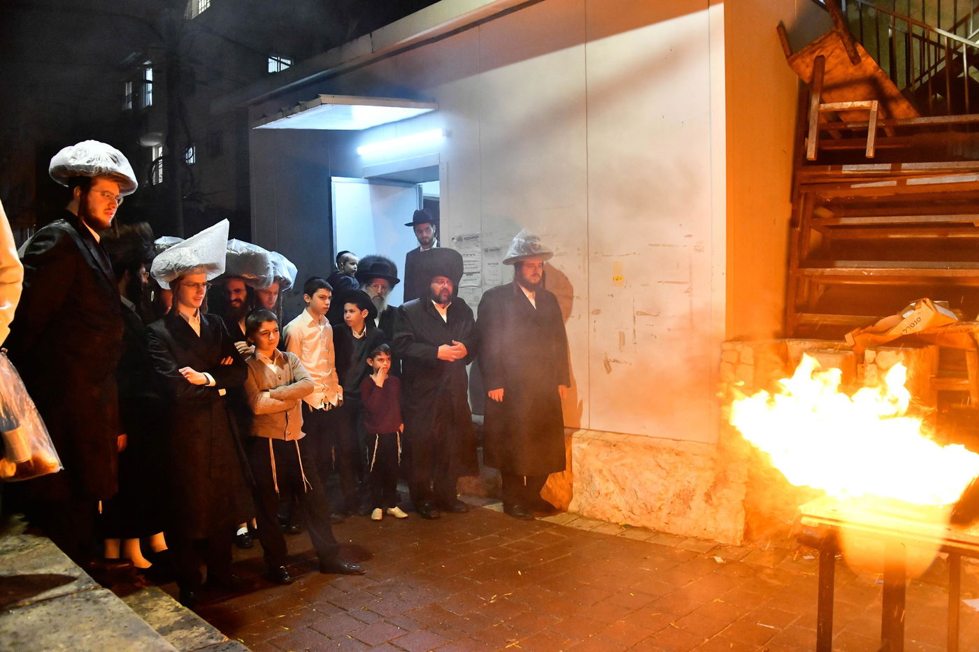 שריפת הפתילות בזוטשקא אמסנא