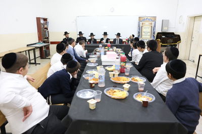 מעמד היסוד לישיבה בבית שמש ע"י הגאון רבי יהודה כהן