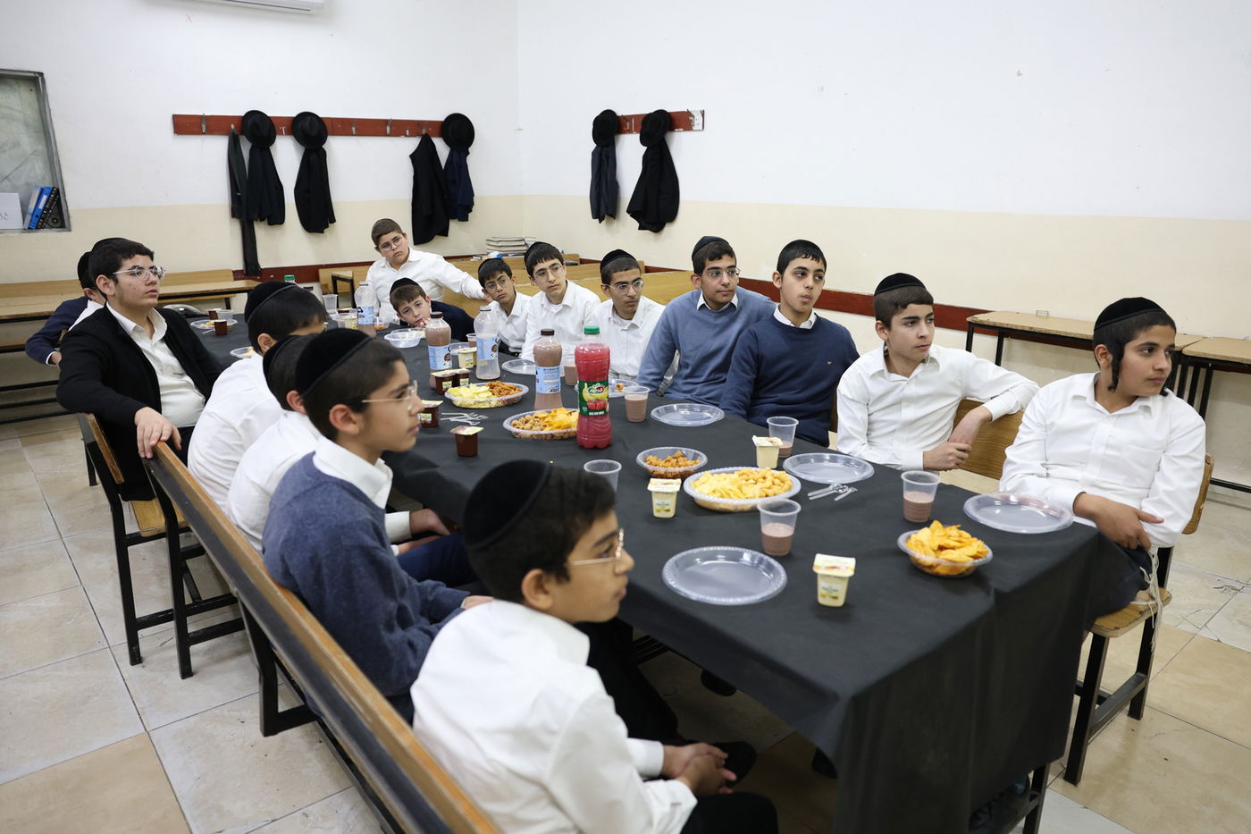 מעמד היסוד לישיבה בבית שמש ע"י הגאון רבי יהודה כהן