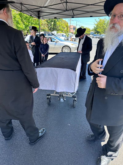 הלוויית הרבנית בעק ע"ה באוסטרליה