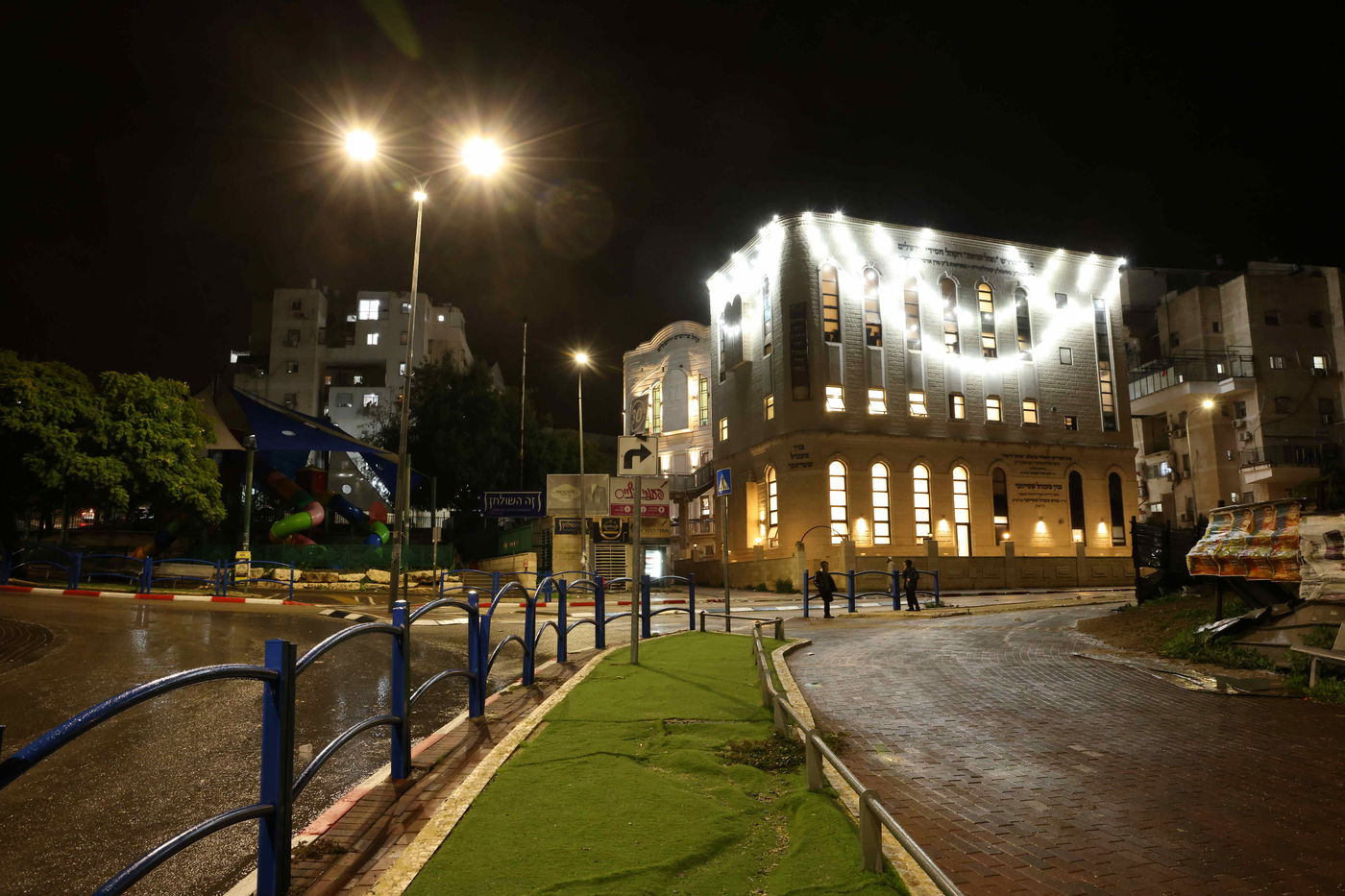 הכנסת ס"ת לביהמ"ד דקהל חסידי ירושלים בבית שמש