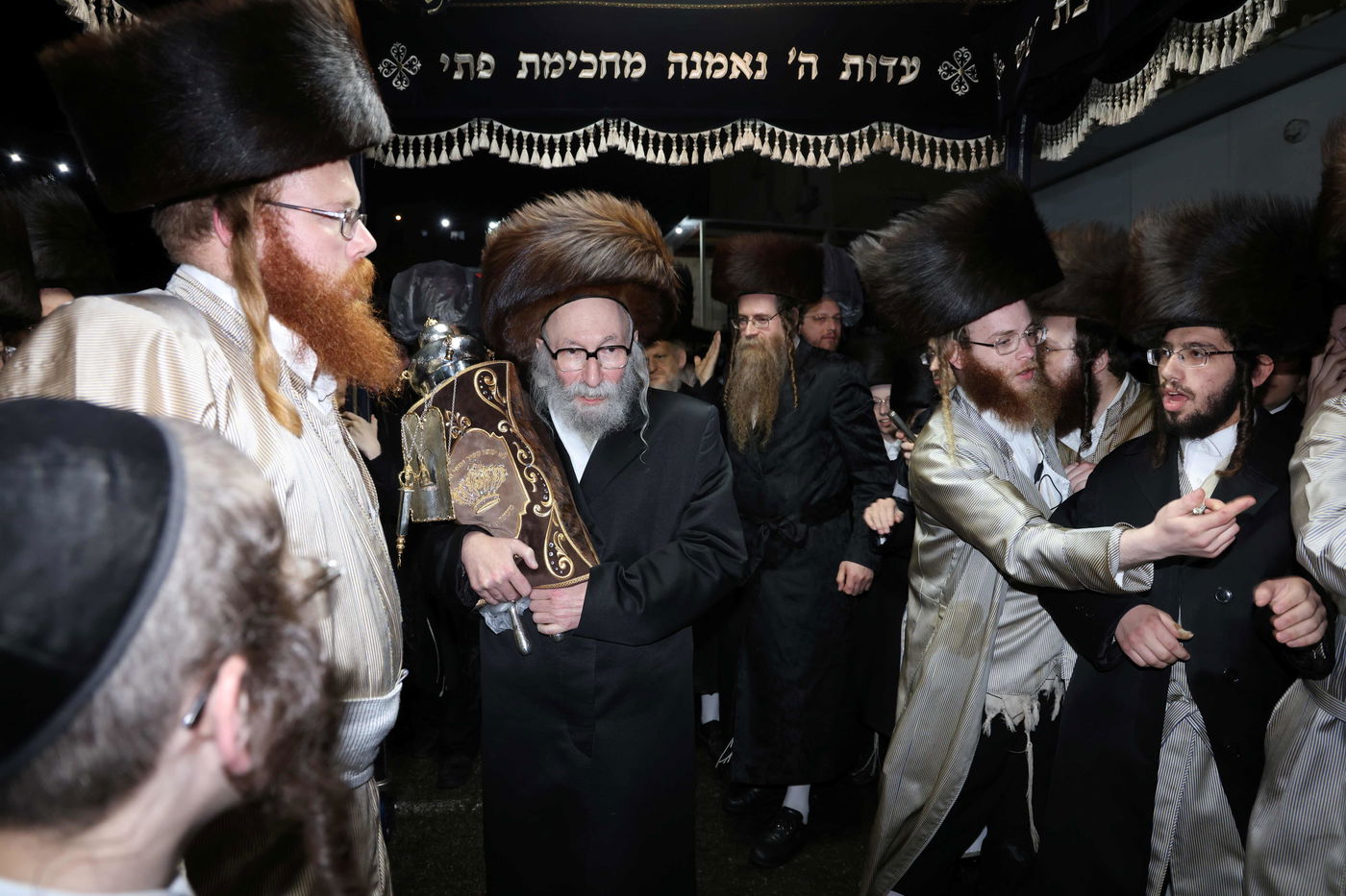 הכנסת ס"ת לביהמ"ד דקהל חסידי ירושלים בבית שמש