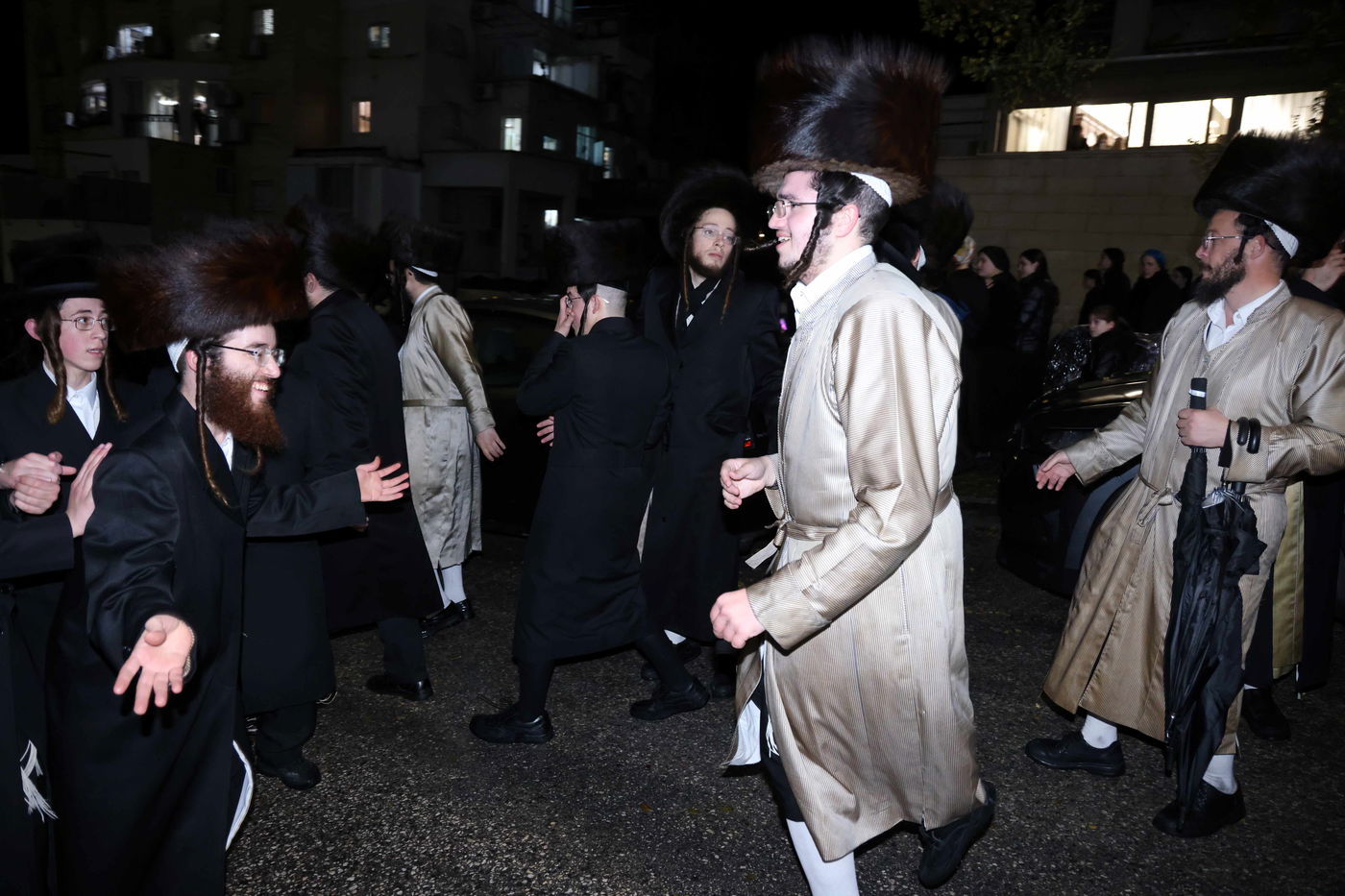 הכנסת ס"ת לביהמ"ד דקהל חסידי ירושלים בבית שמש