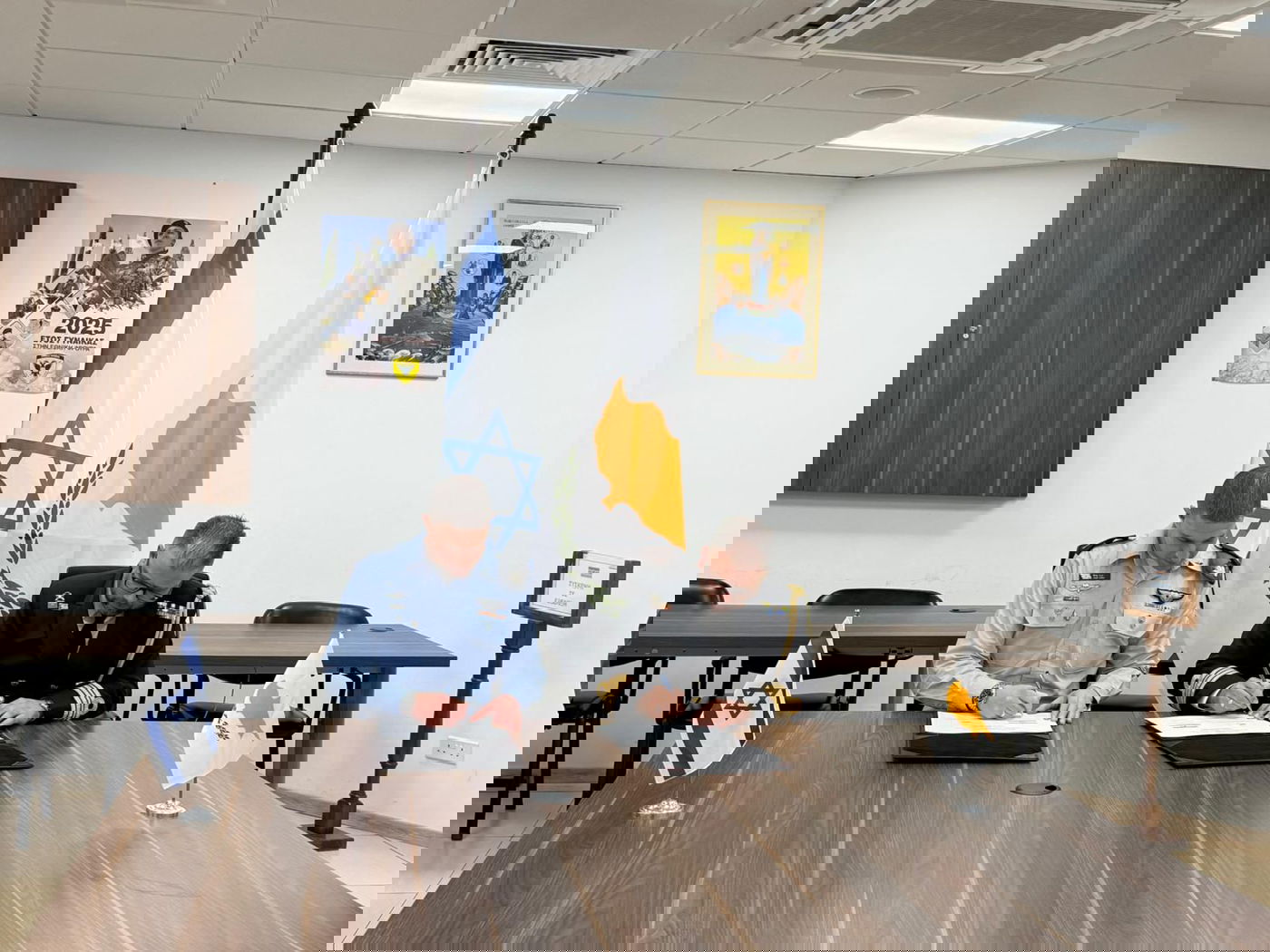 חתימת ההסכמים עם יוון וקפריסין