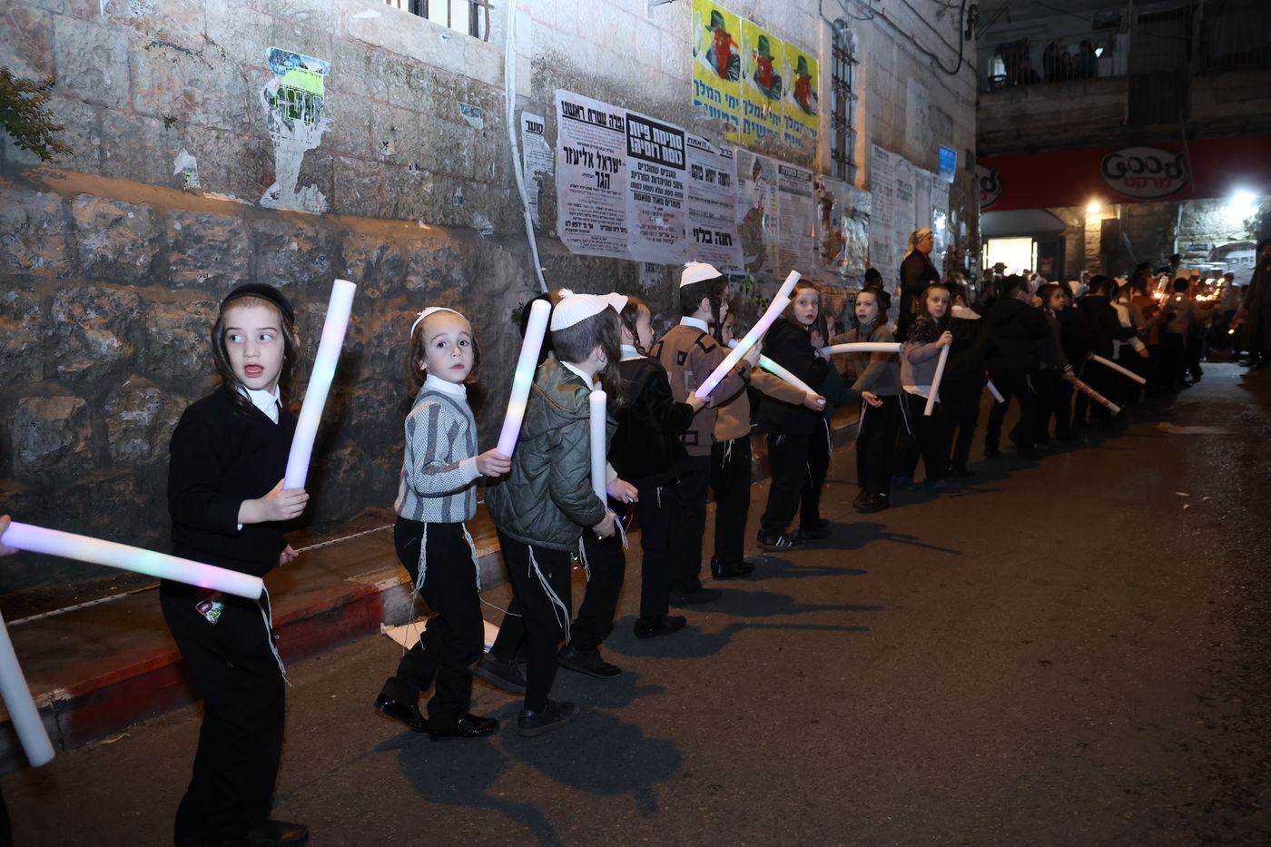 הכנסת ספר תורה בתולדות אברהם יצחק