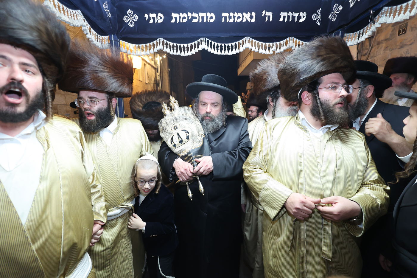 הרה"צ רבי אהרן קאהן בתהלוכה