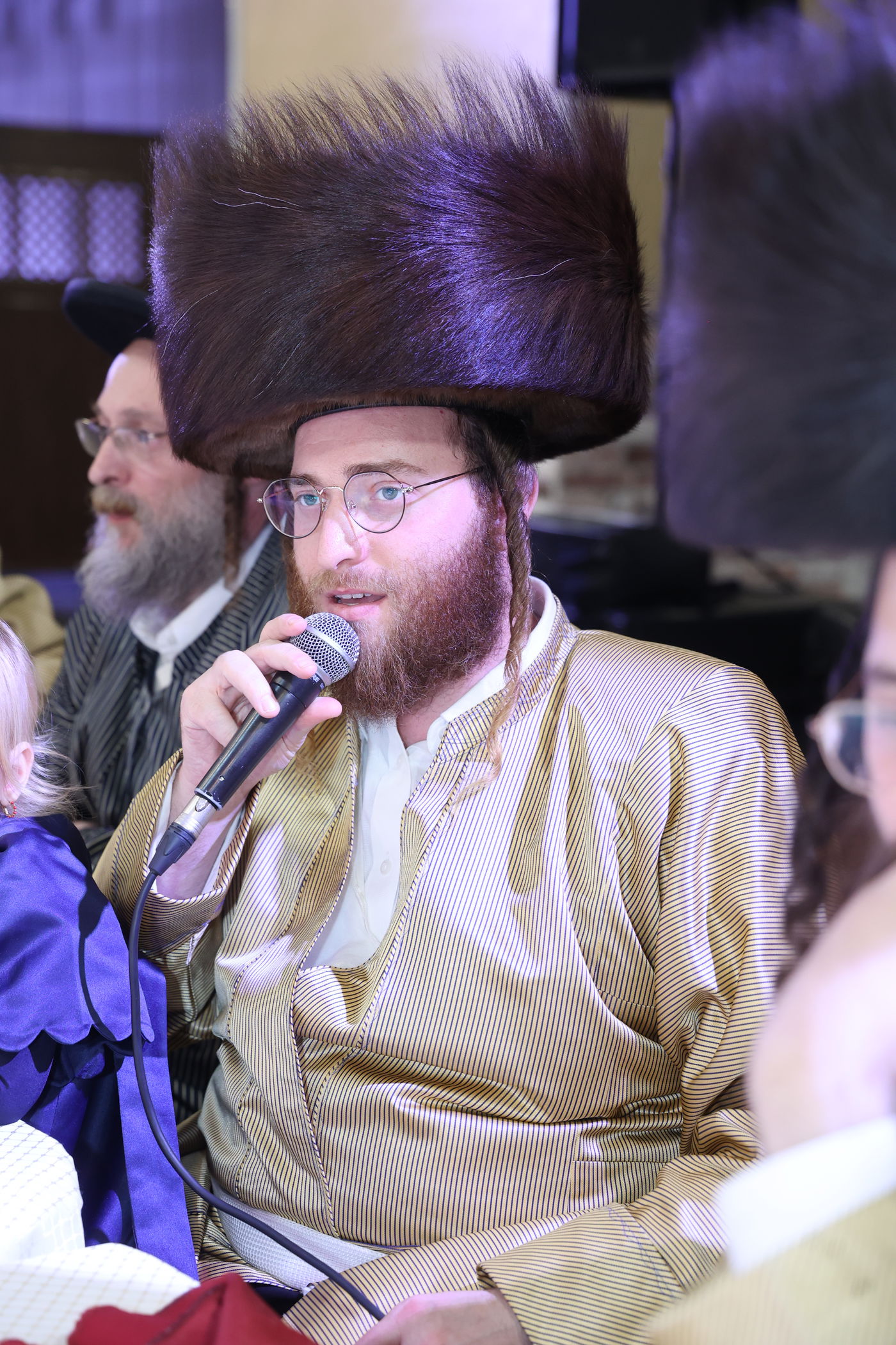 הכנסת ספר תורה בתולדות אברהם יצחק