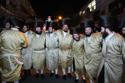 הכנסת ספר תורה בתולדות אברהם יצחק