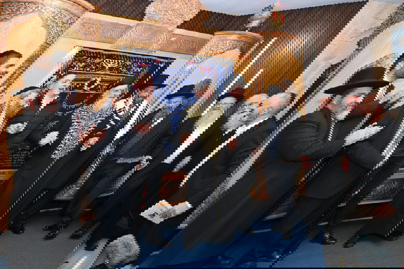 הכתרת הרב מזוז