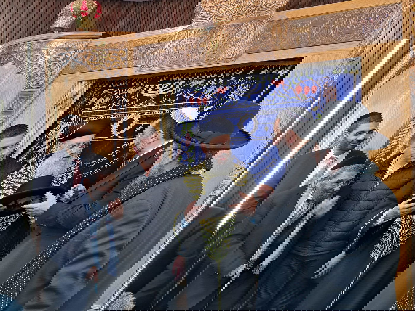 הכתרת הרב מזוז