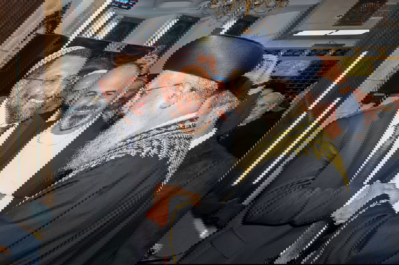 הכתרת הרב מזוז