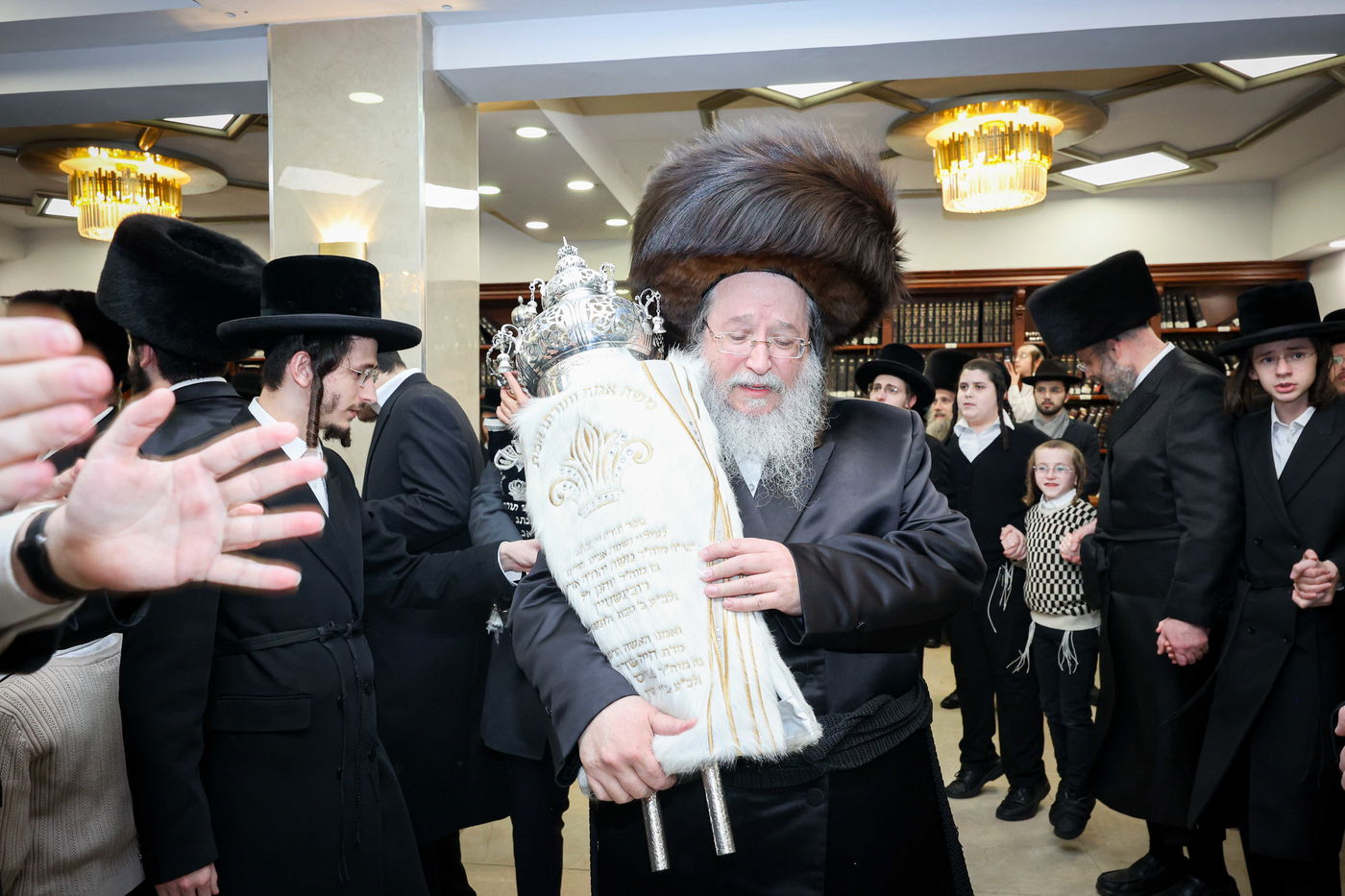 הכנסת ס"ת בסאווראן