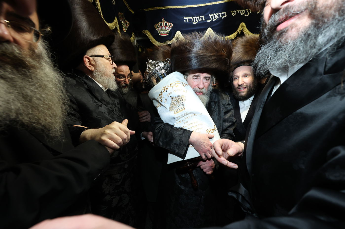 הכנסת ס"ת ברחמיסטריווקא