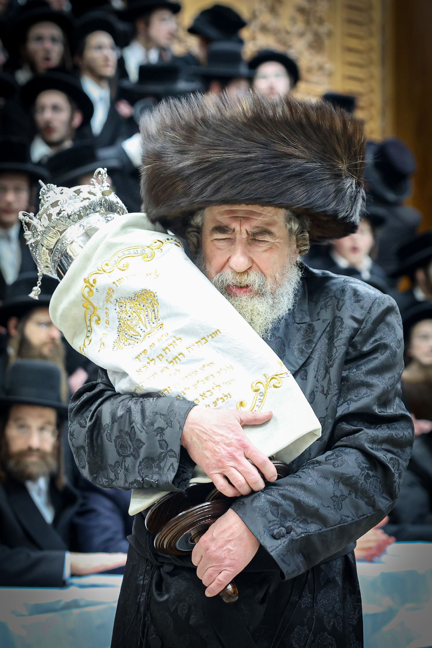 הכנסת ס"ת ברחמיסטריווקא