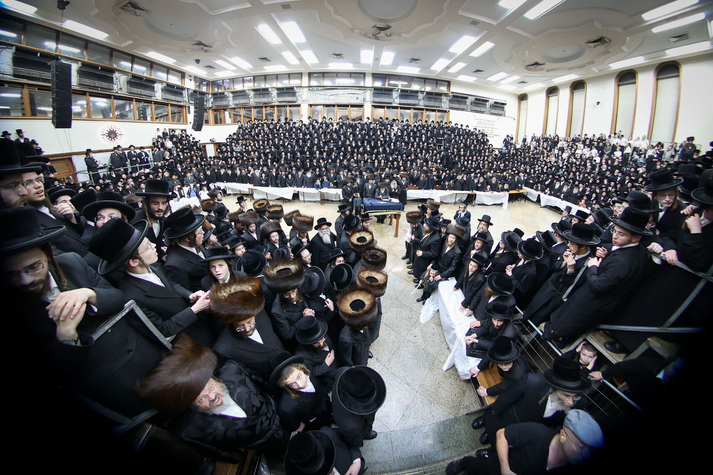 הכנסת ס"ת ברחמיסטריווקא