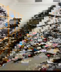 החור בקיר הכספת