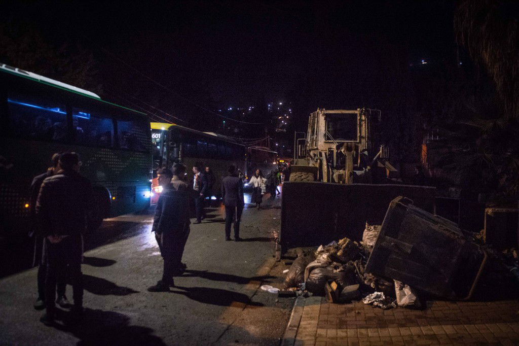 ליל עשרה בטבת בקבר יוסף שבשכם
