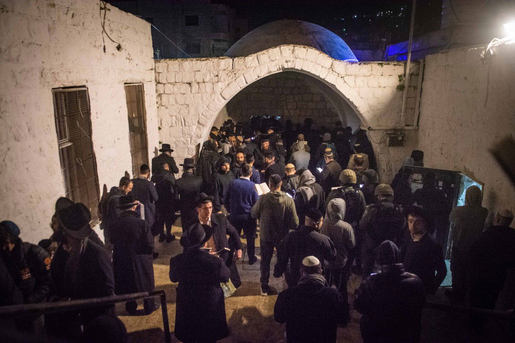 ליל עשרה בטבת בקבר יוסף שבשכם