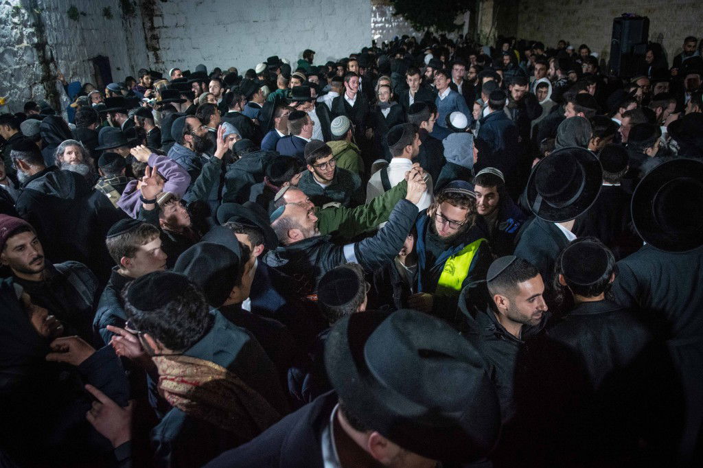 ליל עשרה בטבת בקבר יוסף שבשכם