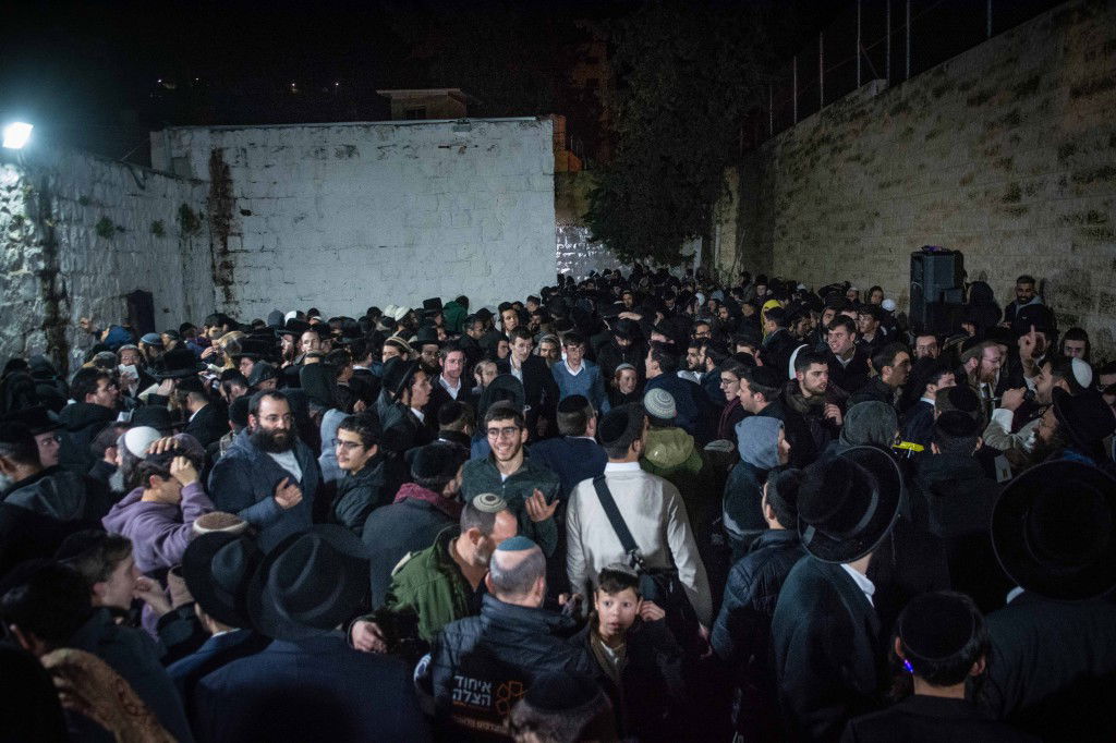 ליל עשרה בטבת בקבר יוסף שבשכם