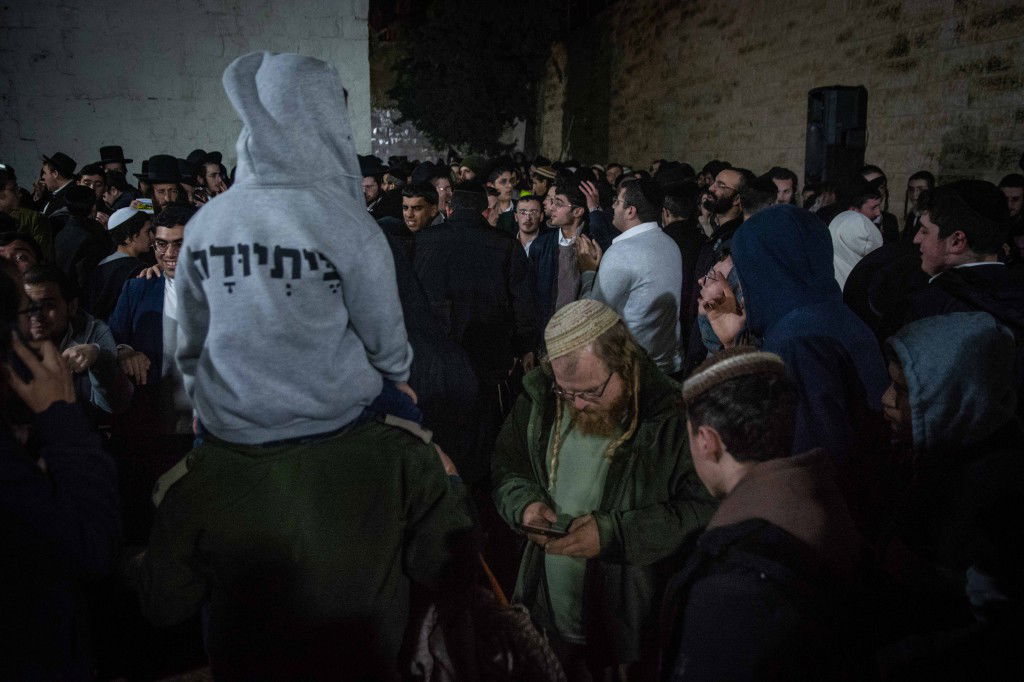 ליל עשרה בטבת בקבר יוסף שבשכם