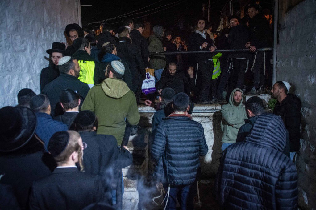 ליל עשרה בטבת בקבר יוסף שבשכם