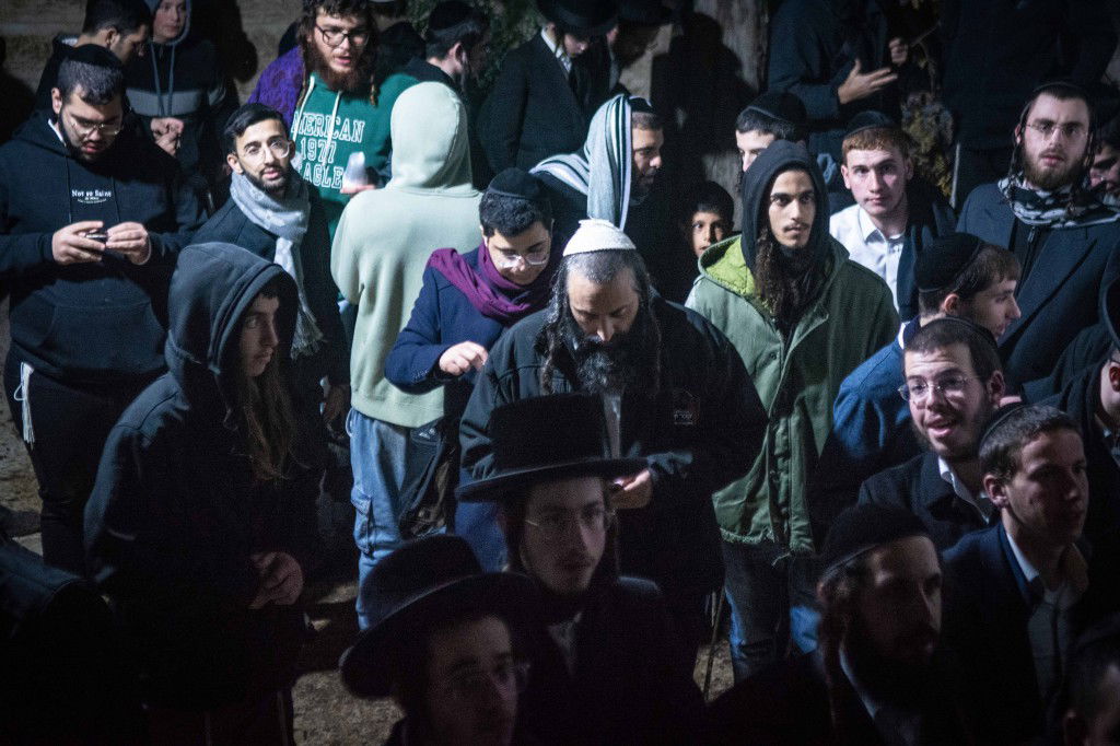 ליל עשרה בטבת בקבר יוסף שבשכם