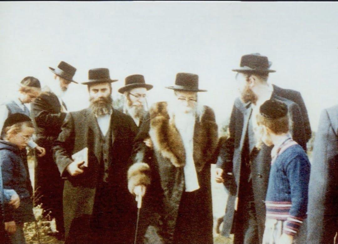 הרב שמואל ברוך נאה ז"ל במחיצת צדיקי בית פשעווארסק