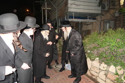 האדמו"ר מאמשינוב בביקור אצל האדמו"ר מקוזמיר