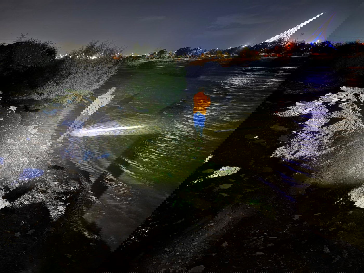 החיפושים אחר הצעיר