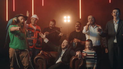 סנדי דינקל בסינגל קליפ חדש: "מי שאתה"