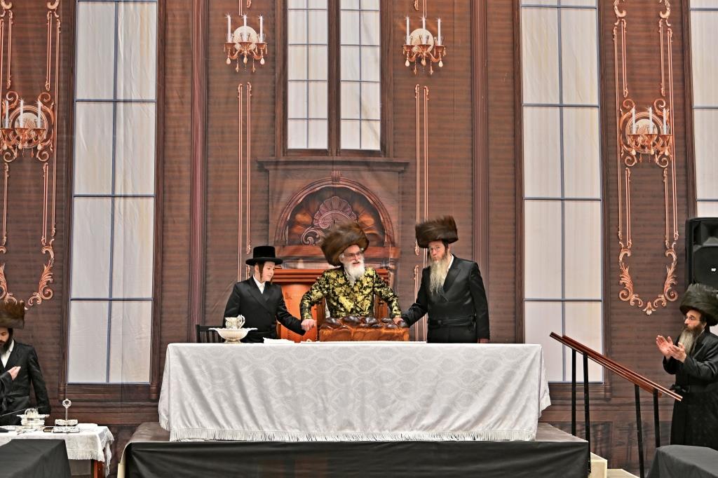 בר מצווה לבן הרב חיים מאיר מרקוביץ, אצל האדמו"ר מויזניץ