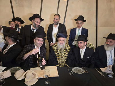 בהשתתפות אנשי ציבור ותקשורת: השדרן והזמר אלעד כהן חיתן את בתו | צפו