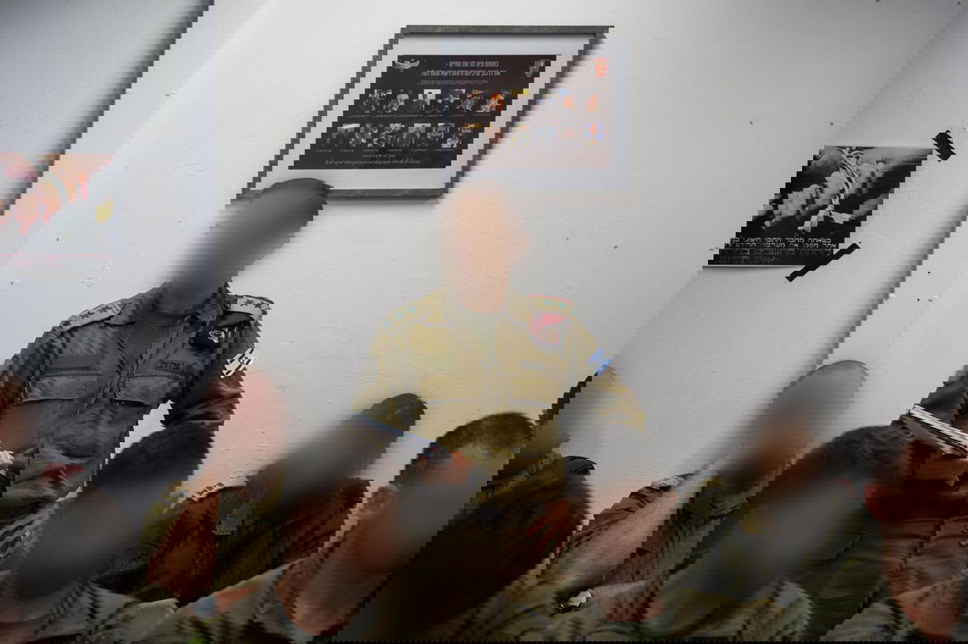 אלוף אבי בלוט בביקורת פתע בפיקוד המרכז