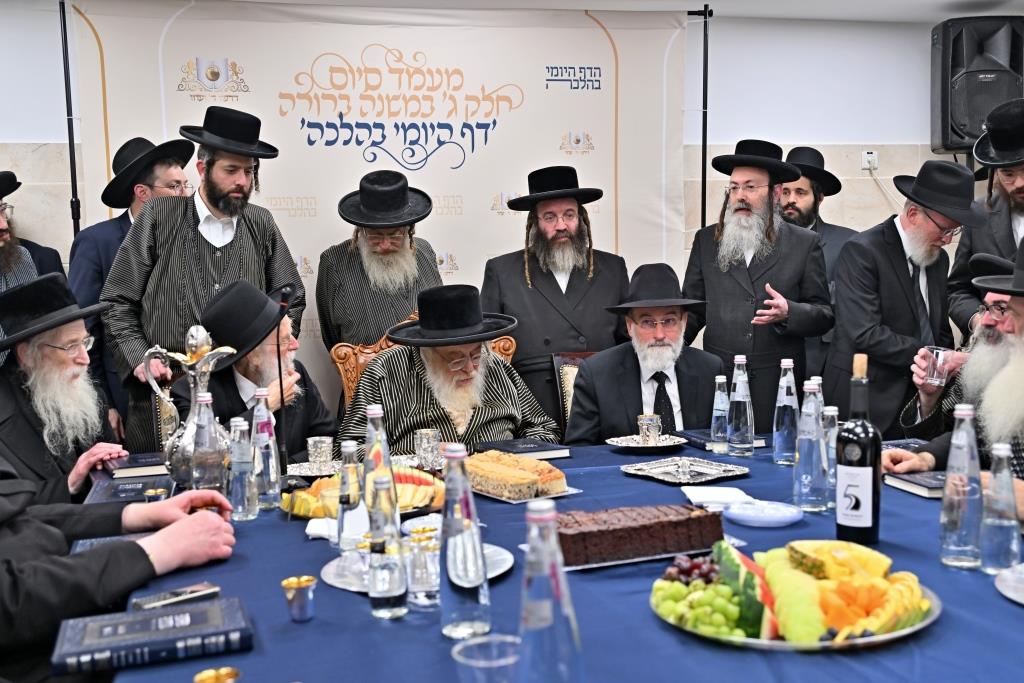 הסיום אצל האדמו"ר מתולדות אהרן 