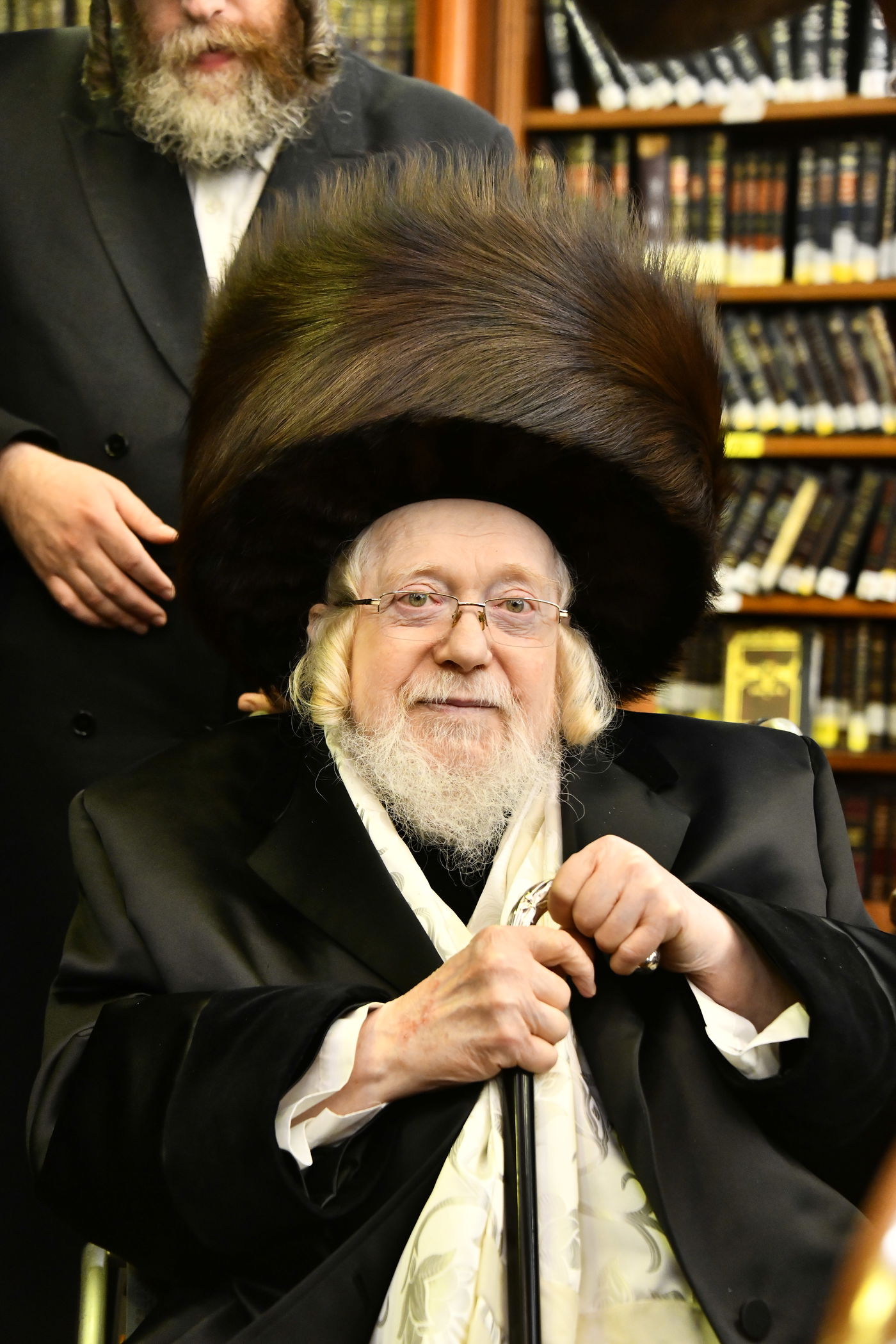 שמחת הברית בחצרות קרעטשניף - פרמשילאן - ספינקא