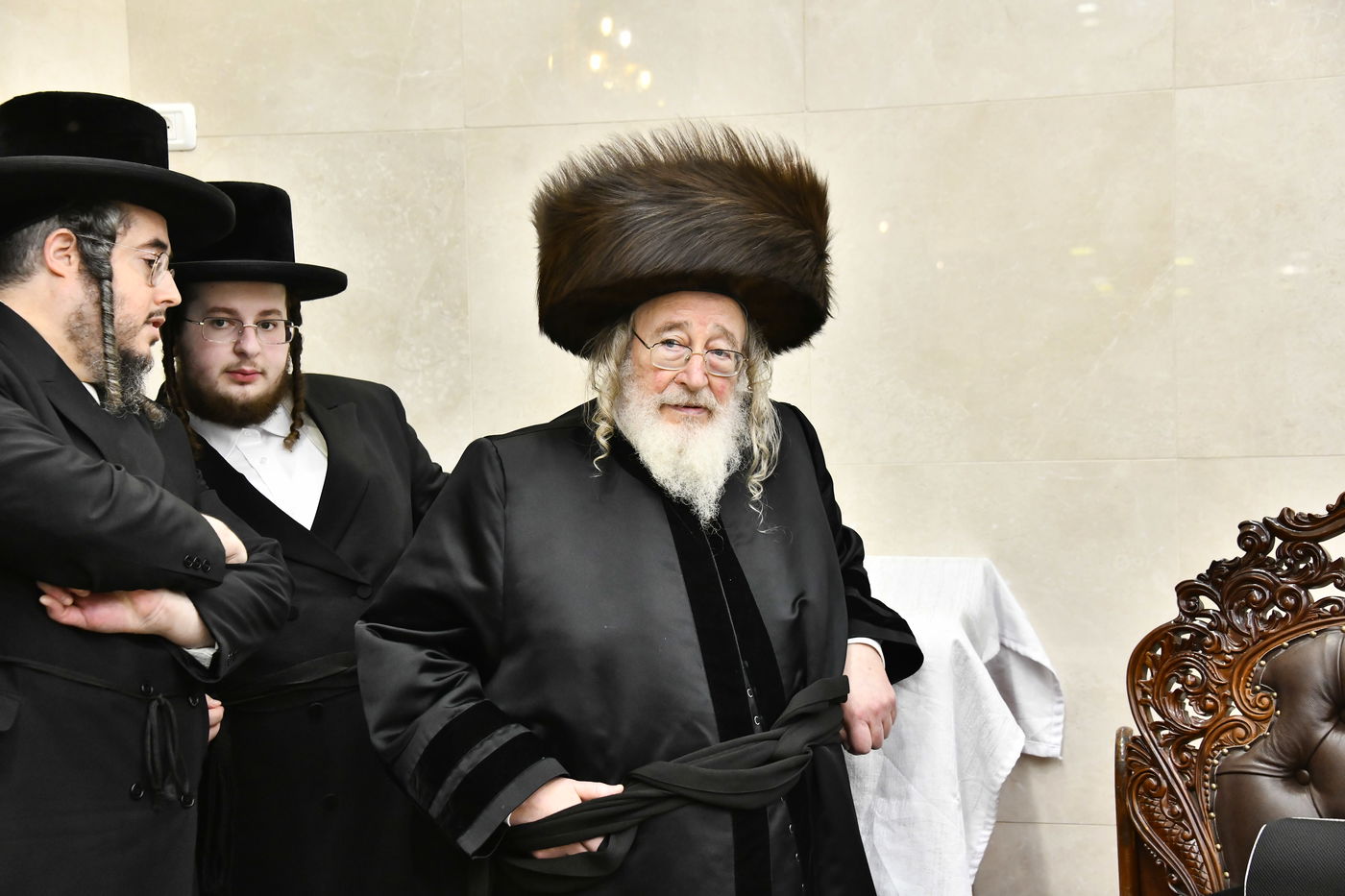 שמחת הברית בחצרות קרעטשניף - פרמשילאן - ספינקא