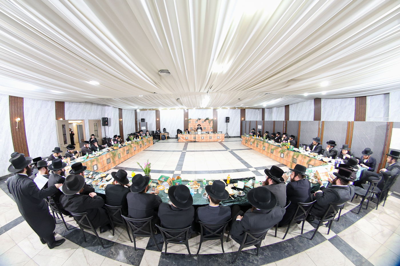 מעמד הסיום אצל הגה"צ רבי חיים צבי מייזליש