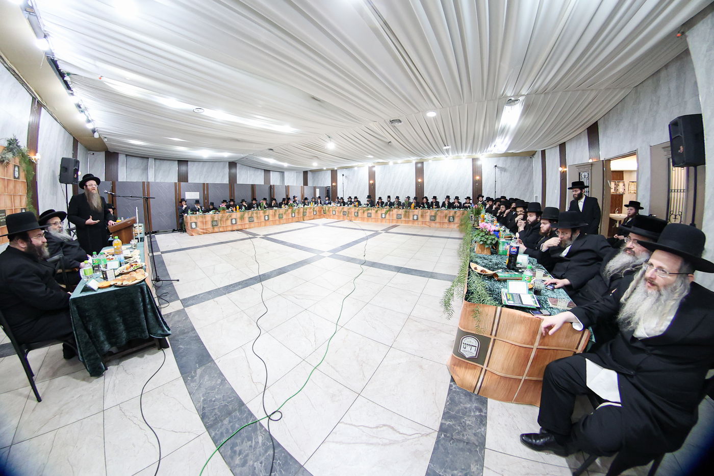 מעמד הסיום אצל הגה"צ רבי חיים צבי מייזליש