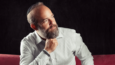 רולי אזרחי בסינגל חדש: "מרחוק"