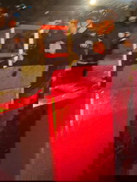 אשה נפלה לתוך פח מוטמן - וחולצה על ידי יחידה מיוחדת