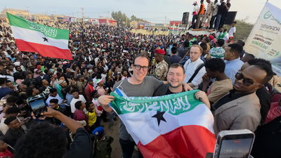 הצלם החרדי אלי קובין ביקר בסומלילנד | הכירו את המוסלמים אוהבי ישראל