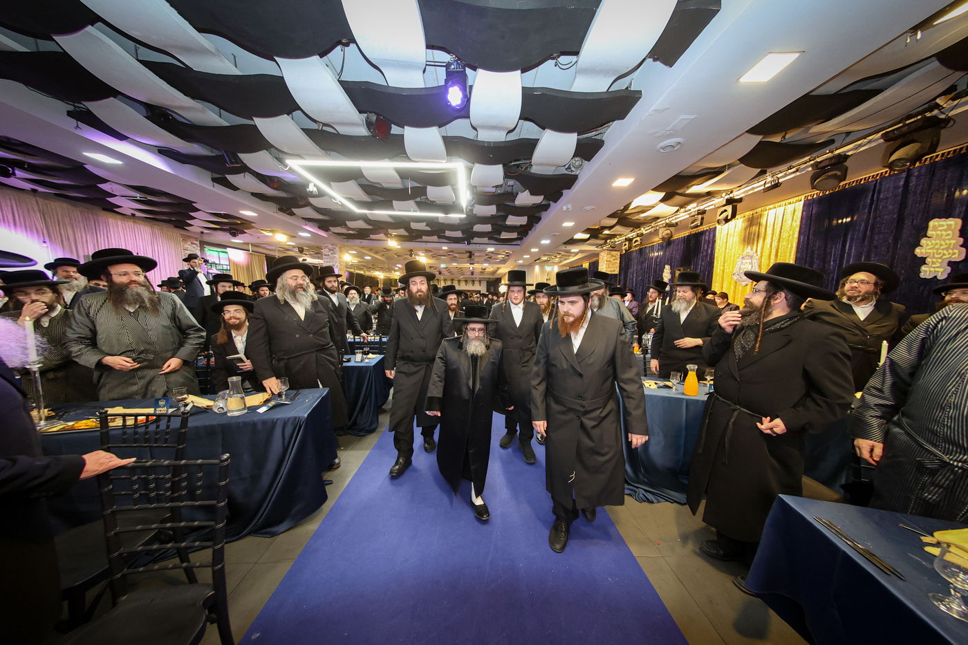 הדינר לטובת קרעטשניף סיגעט